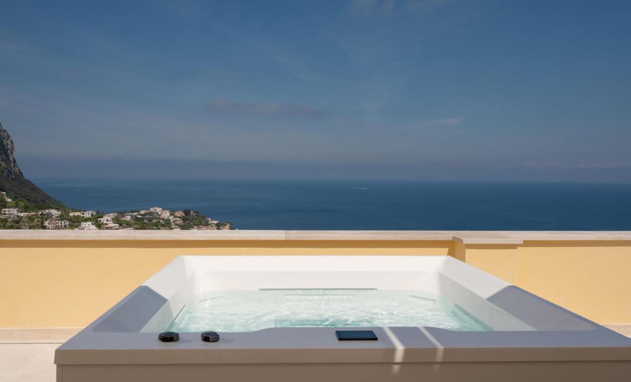 Palazzo M Capri Hotel Exterior photo